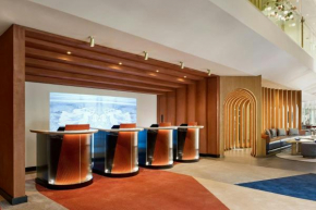Montcalm East, Autograph Collection, London